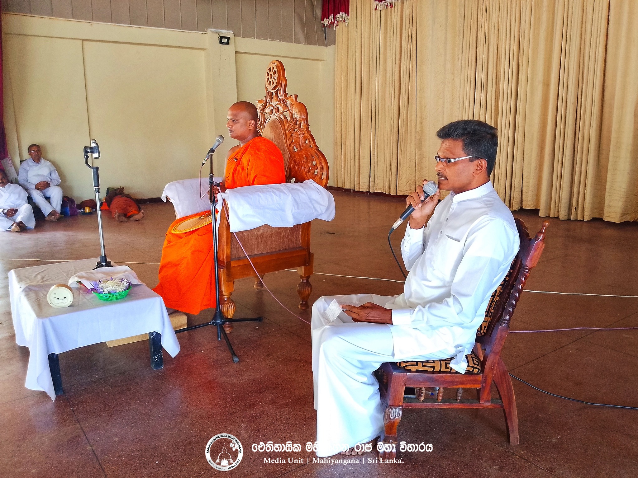 නිකිනි පුර පසලොස්වක පොහෝ දිනය